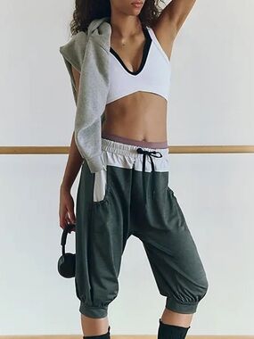 FREE PEOPLE
Total Package Track Pants - Black Heather
Combo